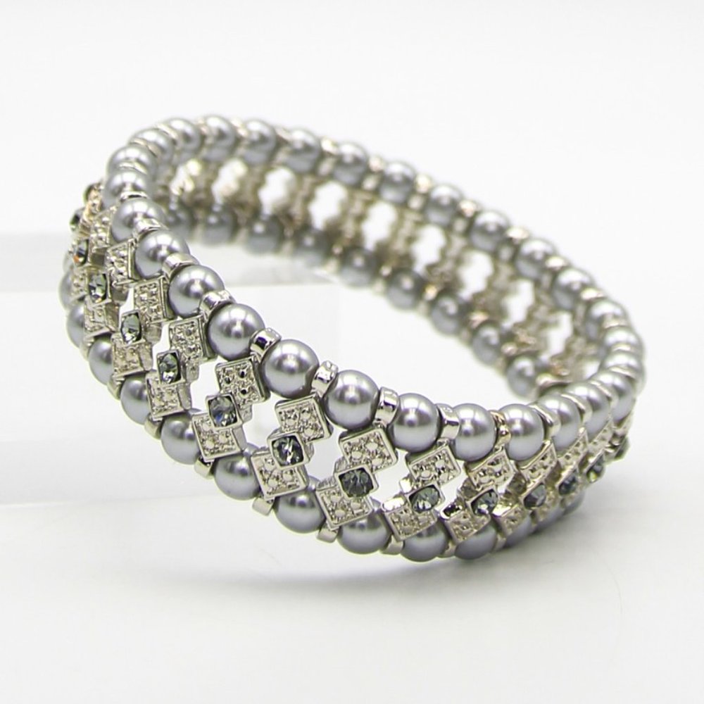 Gray Pearl Beaded Bridal Bracelet